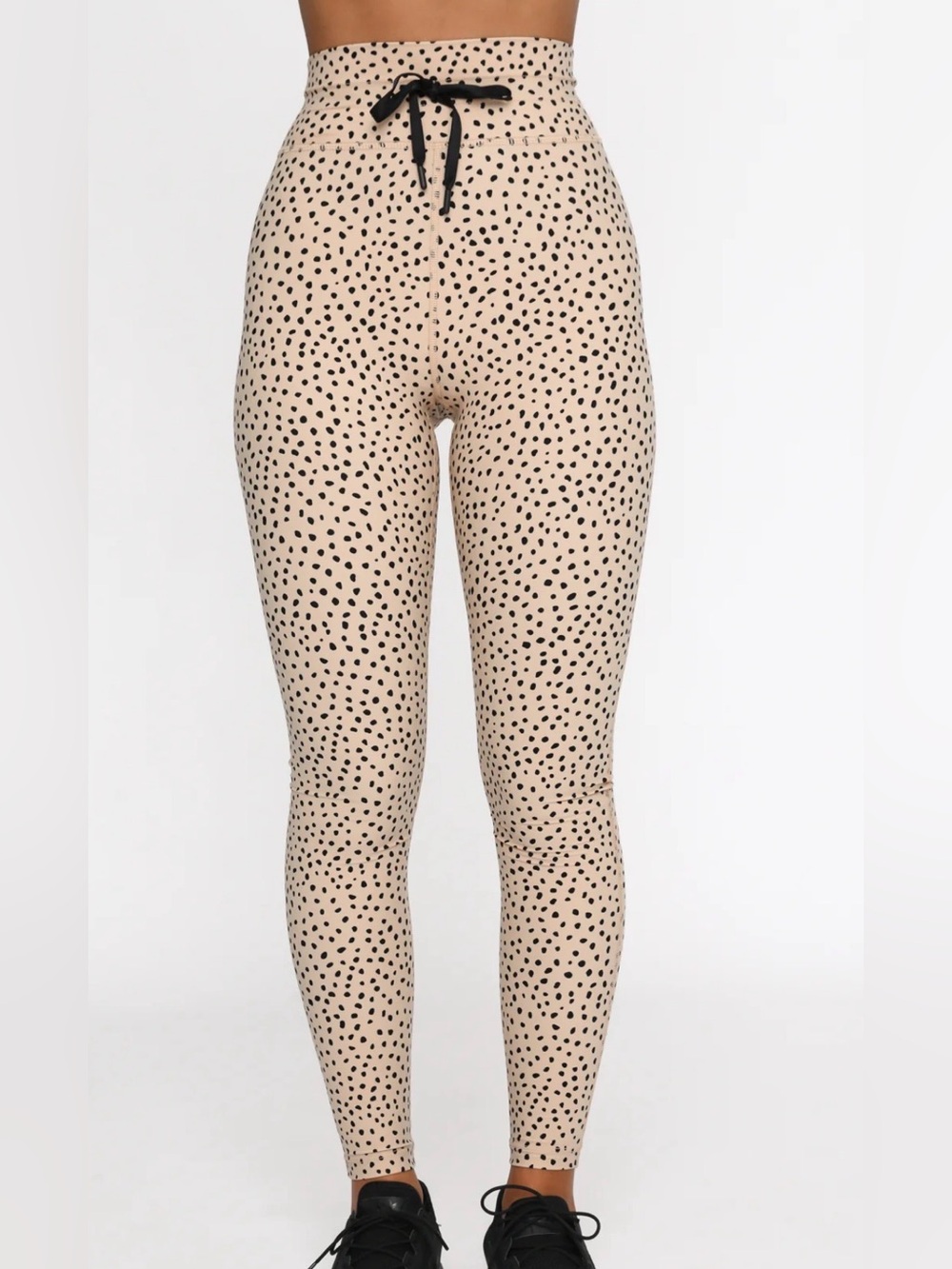 NWT White Fox Hi-Rise Speckle
Tan+Black Leggings 27” size S